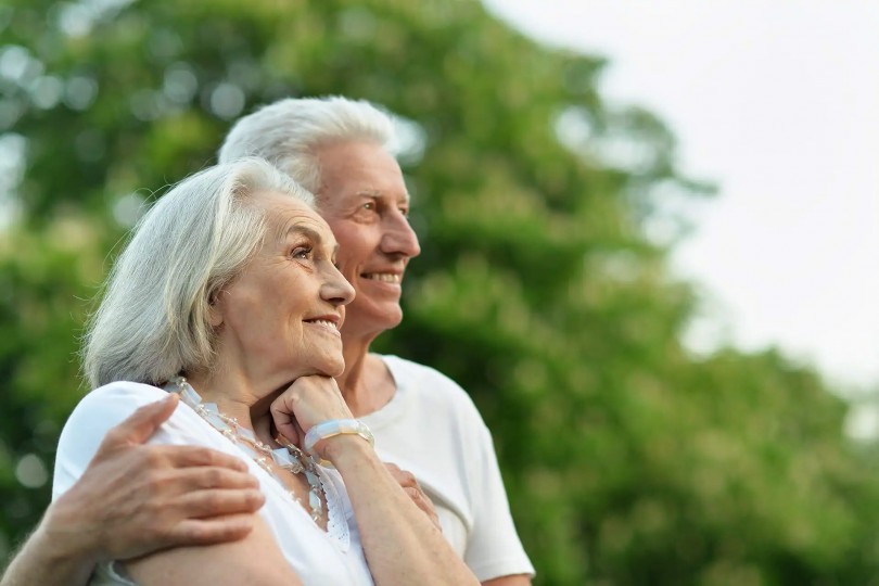Peut-on (re)tomber amoureuse après 60 ans lorsqu'on est une femme célibataire ?